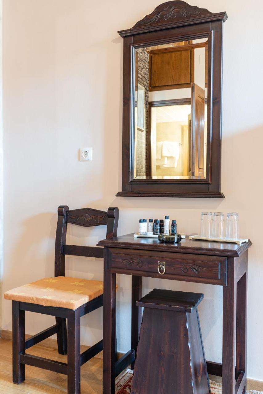 דימיטסאנה Kaza Guesthouse מראה חיצוני תמונה