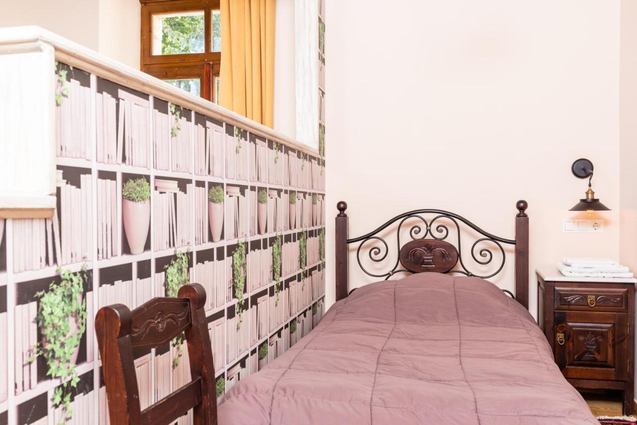 דימיטסאנה Kaza Guesthouse מראה חיצוני תמונה