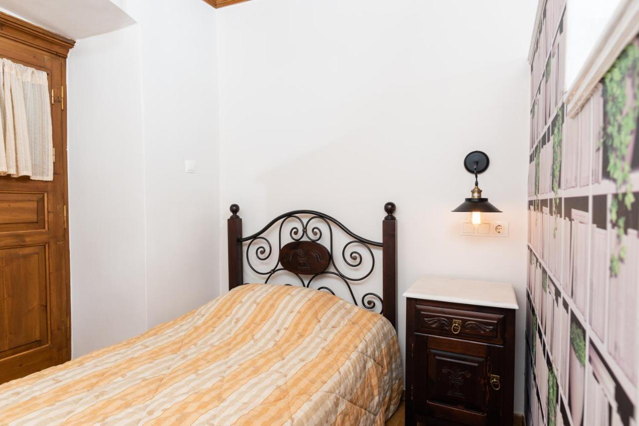 דימיטסאנה Kaza Guesthouse מראה חיצוני תמונה