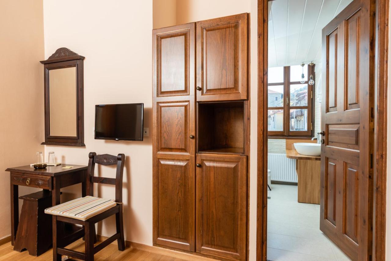 דימיטסאנה Kaza Guesthouse מראה חיצוני תמונה