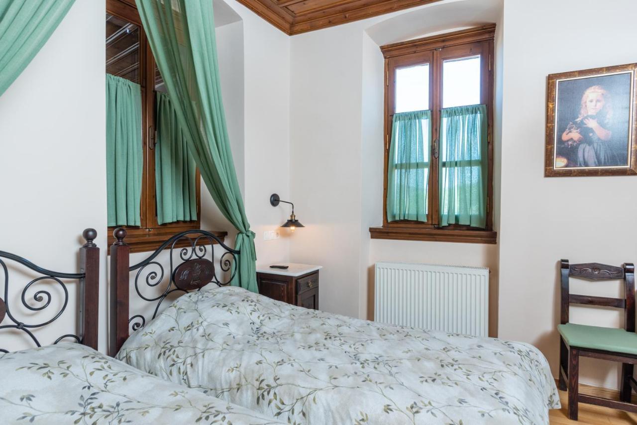 דימיטסאנה Kaza Guesthouse מראה חיצוני תמונה