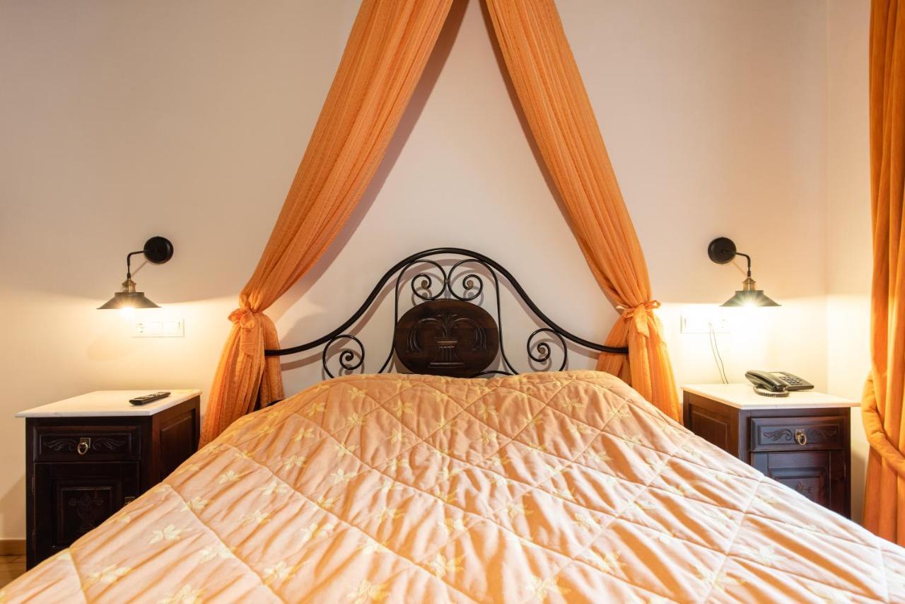 דימיטסאנה Kaza Guesthouse מראה חיצוני תמונה