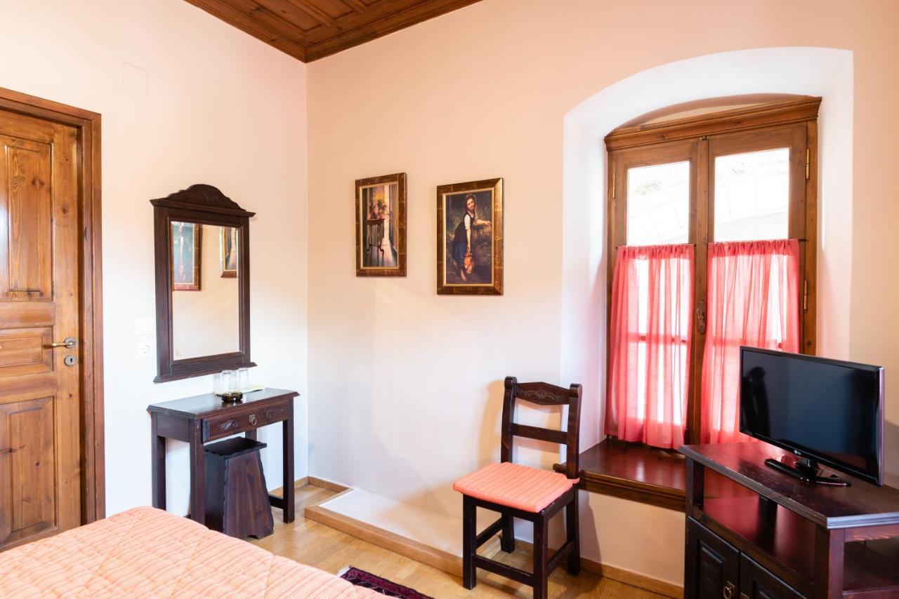 דימיטסאנה Kaza Guesthouse מראה חיצוני תמונה
