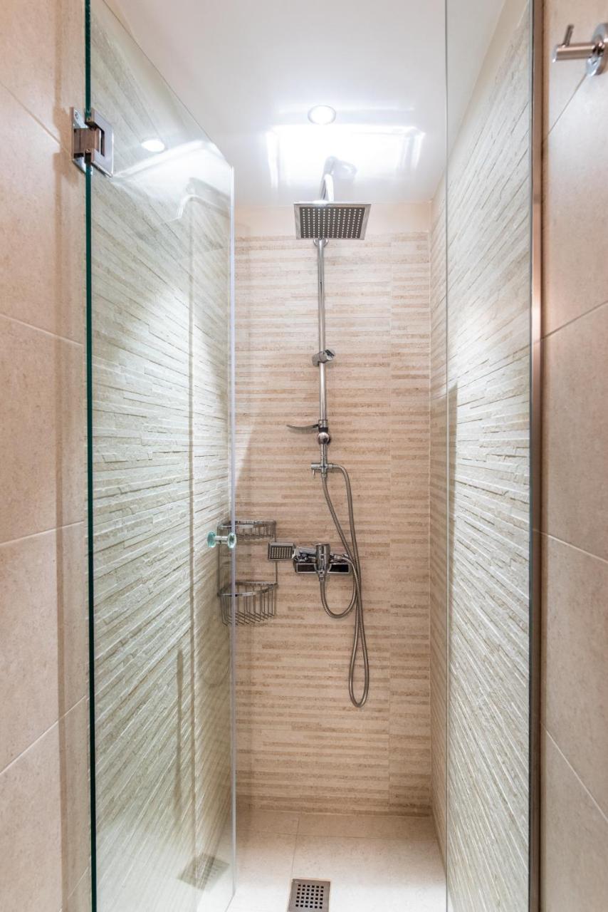 דימיטסאנה Kaza Guesthouse מראה חיצוני תמונה