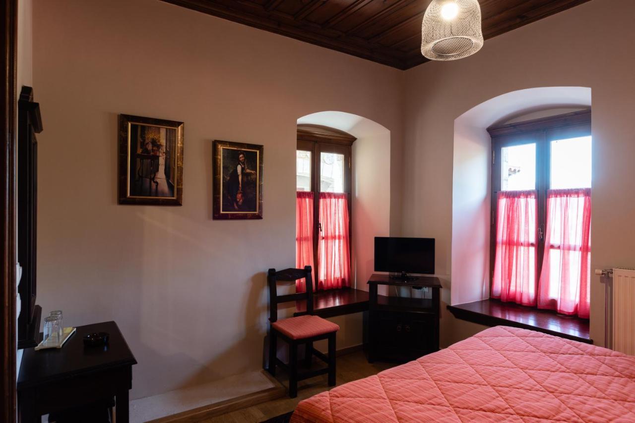 דימיטסאנה Kaza Guesthouse מראה חיצוני תמונה